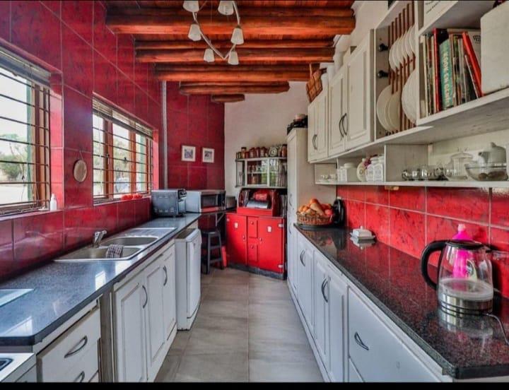 4 Bedroom Property for Sale in Mooinooi North West